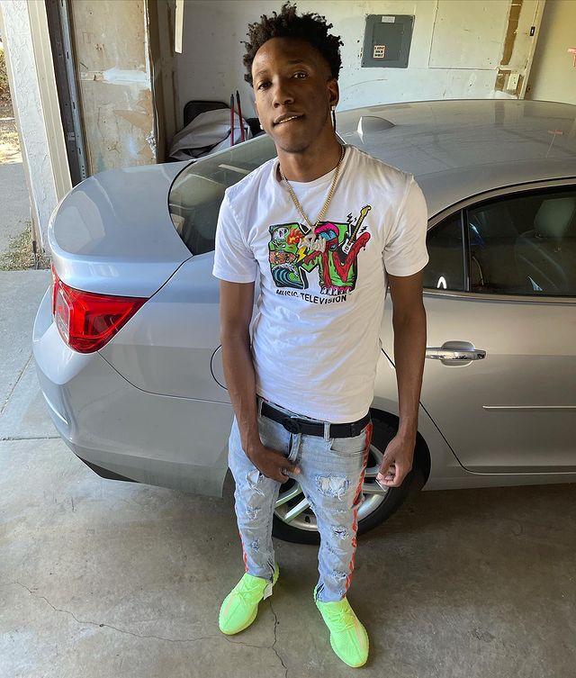 💫 ⁠@bigg5iivee  (#ThizzlerVideoVS July 20, 2023)