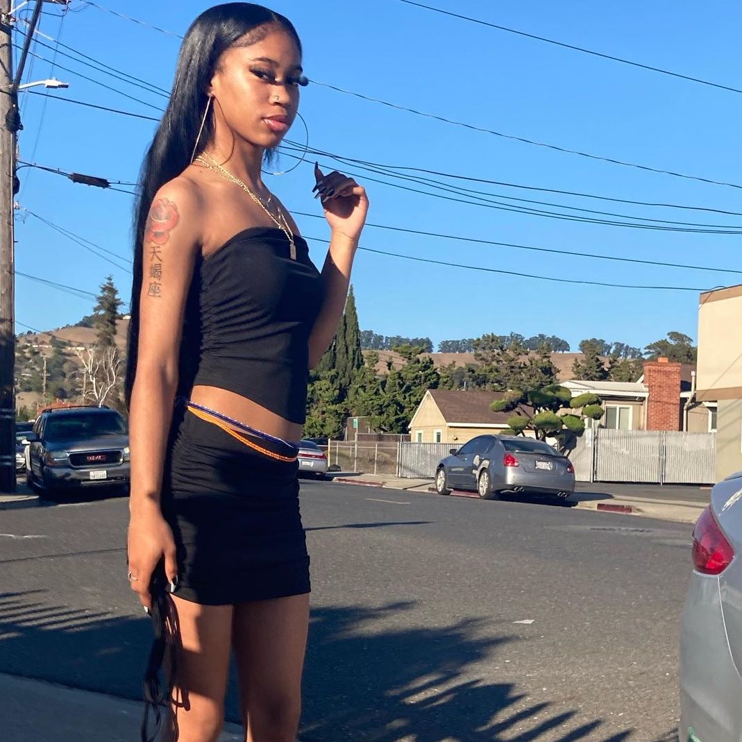 💫  @therealbabykyky (#ThizzlerBarWars Mar 22, 2023)