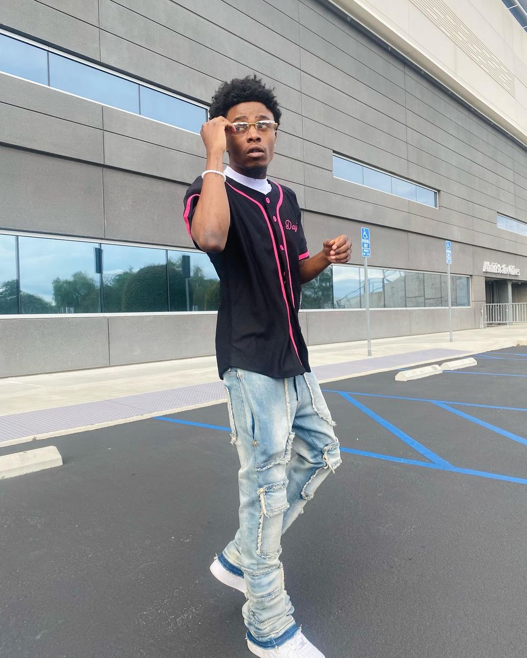💫  @dudadamthang (#ThizzlerBarWars June 14, 2023)