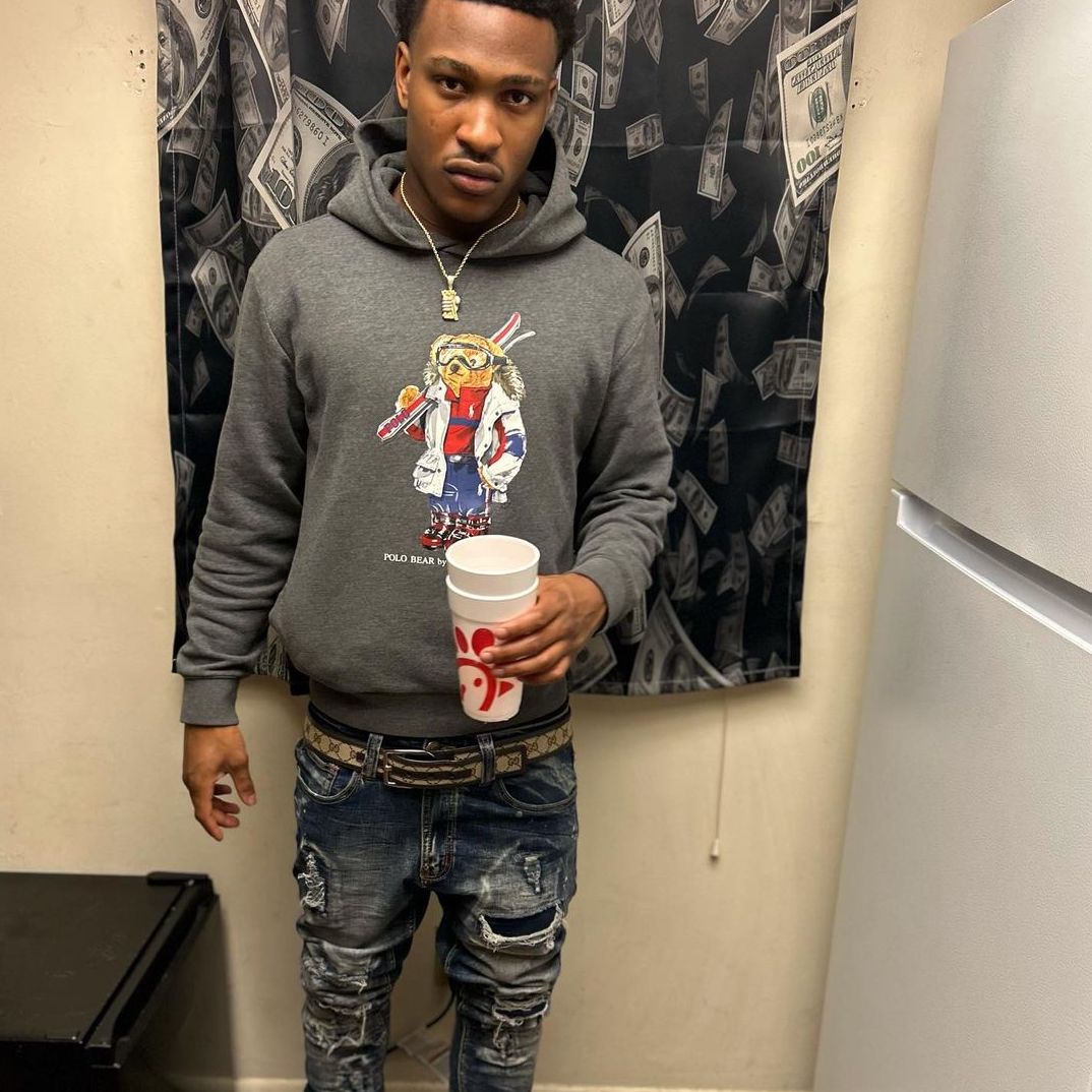 💫  @sladatac (#ThizzlerBarWars May 3, 2023)